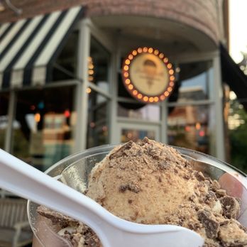 Lickity Split Frozen Custard & Sweets - 1 Scoop - Ice Cream & Frozen Yogurt Near Me - Chicago, Illinois Lickity Split Frozen Custard & Sweets - 1 Scoop - Ice Cream & Frozen Yogurt Near Me - Chicago, Illinois