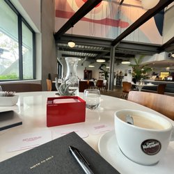 2051 Cucina Italiana - Atmosphere
