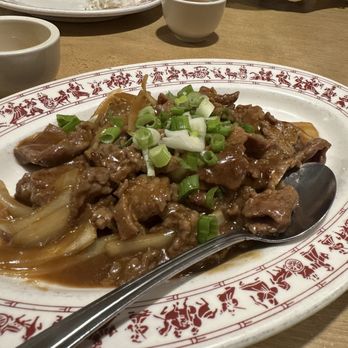 Tai Tung Chinese Restaurant - Oyster Sauce Beef - Chinese Near Me - Seattle, Washington Tai Tung Chinese Restaurant - Oyster Sauce Beef - Chinese Near Me - Seattle, Washington