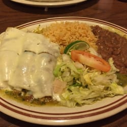 El Ranchero - Enchiladas verdes dinner (2 chicken/1 picadillo)