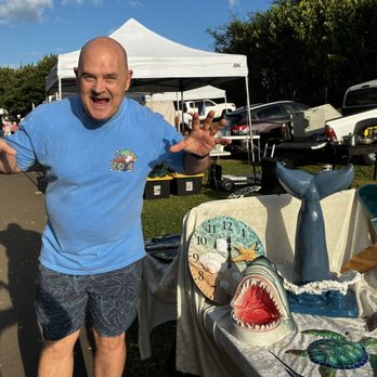 Maui Swap Meet - Oh no it's jaws! - Farmers Market Near Me - Kahului, Hawaii