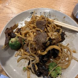 Beef Stir Fried Hand Pulled Noodle