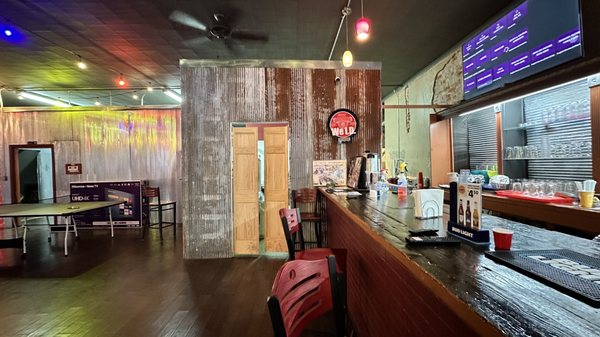 Delta Que & Brew by null