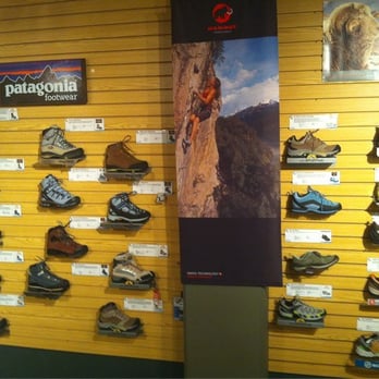 Bentgate Mountaineering - Women's Footwear - Outdoor Gear Near Me - Golden, Colorado