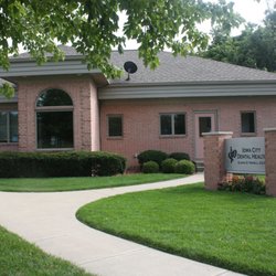 Glenn Yowell - Iowa City Dental Health - Office view from Rochester Ave.