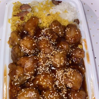 Great Asian Kitchen - Sesame chicken, 1/2 white & 1/2 pork fried rices - Chinese Near Me - Seaford, New York Great Asian Kitchen - Sesame chicken, 1/2 white & 1/2 pork fried rices - Chinese Near Me - Seaford, New York