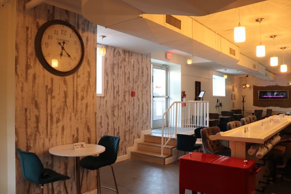 Soca Cafe and Wine Bar by null