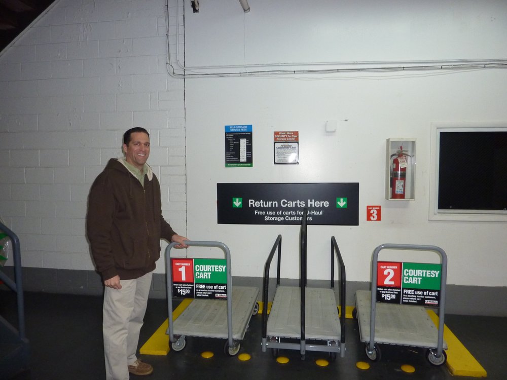 UHAUL MOVING & STORAGE OF LINCOLN PARK 16 Photos 3175 S Fort