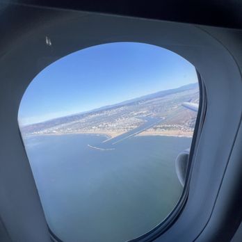 Delta Air Lines - Airlines Near Me - Los Angeles, California