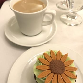 Dalton's Cakes - Cupcakes Near Me - Grayslake, Illinois Dalton's Cakes - Cupcakes Near Me - Grayslake, Illinois