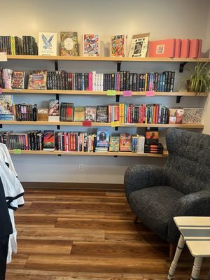 Cream & Amber by null