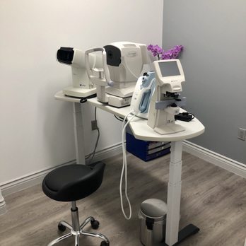 Vizen Optometric Center - Clean office with great equipment - Eyewear & Opticians Near Me - San Gabriel, California