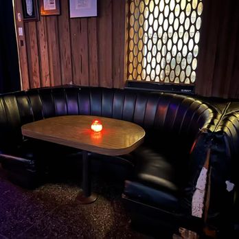 Kibitz Room - Booth - Music Venues Near Me - West Hollywood, California Kibitz Room - Booth - Music Venues Near Me - West Hollywood, California