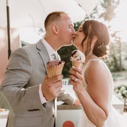 Penny's Ice Cream - Penny's Cart at our Wedding in Manehim, PA
