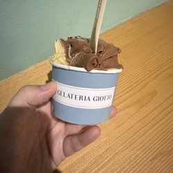Gelateria Giotto - pistachio & chocolate were both class and yummy!