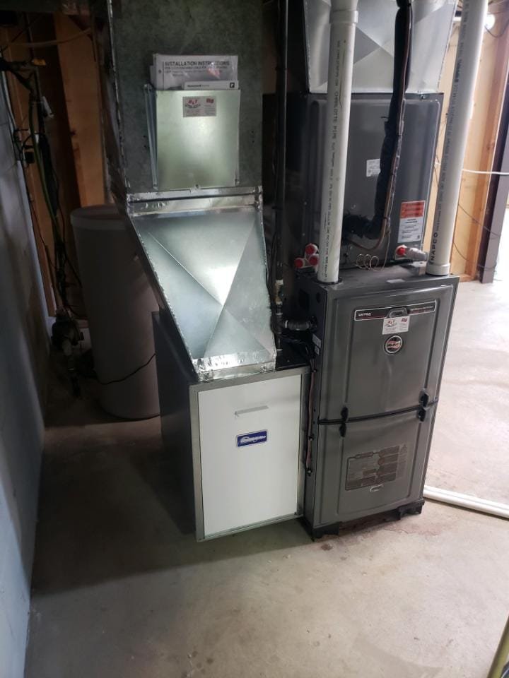 Slide of BLT Plumbing Heating & A/C