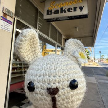 Sconees Bakery - Bakeries Near Me - Honolulu, Hawaii