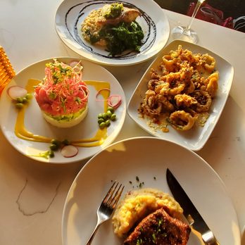 333 Pacific - Ahi Tuna, Sweet Chili Calamari, Sea Bass, Flat Iron steak. - Steakhouses Near Me - Oceanside, California