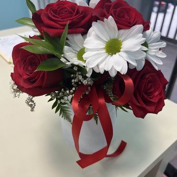 Lavish Blossoms - Floral Designers Near Me - Clearwater, Florida Lavish Blossoms - Floral Designers Near Me - Clearwater, Florida