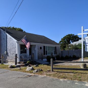 Kingfisher Oceanside - Office pictured - Resorts Near Me - Dennis Port, Massachusetts