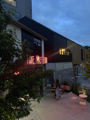 The Meteor Cafe by null