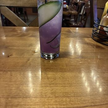 The Hub Eats & Drinks - Lavender Linen. - American Near Me - Sacramento, California The Hub Eats & Drinks - Lavender Linen. - American Near Me - Sacramento, California