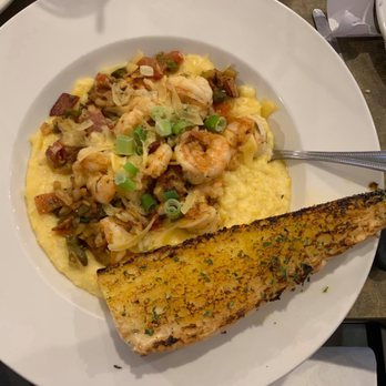 Phil's Marina Cafe - Seafood Near Me - Slidell, Louisiana