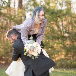 P. Chevalley Artistry - Love a goofy bride and groom