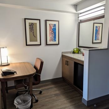Hyatt Place Seattle/Downtown - Inside Room 316. Office and minibar area. - Hotels Near Me - Seattle, Washington