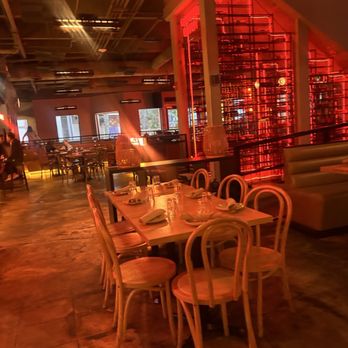 Negroni Weston - Bars Near Me - Weston, Florida