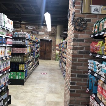 Farm Boy - Great layout! - Grocery Near Me - Toronto, Ontario