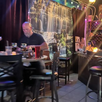 Panama Pizzeria - Interior - Pizza Near Me - Panama City Beach, Florida