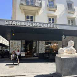Starbucks - Starbucks by the Cornavin station.