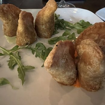 D'vine Wine Bar - Empanadas - Wine Bars Near Me - Houston, Texas