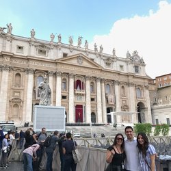 Rome Tour Guide - Touring the Vatican on Good Friday 2017