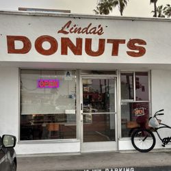 Linda's Donut Shop - Some people go to St Pete's or Mecca, you can find your spiritual lift here, at Linda's. Find your soul with a donut whole