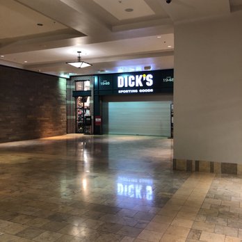 DICK'S Sporting Goods - Outdoor Gear Near Me - Scottsdale, Arizona