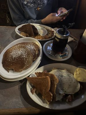 Spring Street Tavern by null