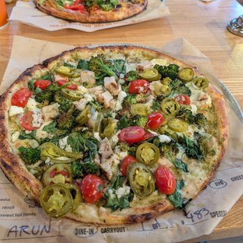Blaze Pizza - My build your own pizza with chicken, jalapenos, broccoli, spinach, tomato, and garlic. Pesto sauce. Free with a coupon. - Pizza Near Me - Orlando, Florida