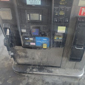 Thorntons - The dirty pumps at Thorntons - Gas Stations Near Me - Lincoln, Illinois Thorntons - The dirty pumps at Thorntons - Gas Stations Near Me - Lincoln, Illinois