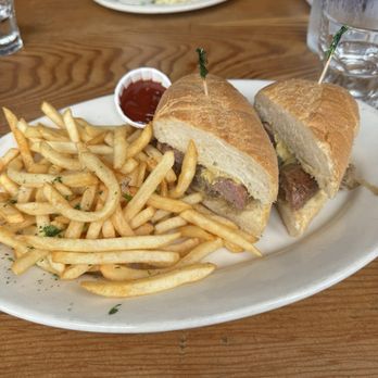Speisekammer - Brat Sandwich - German Near Me - Alameda, California