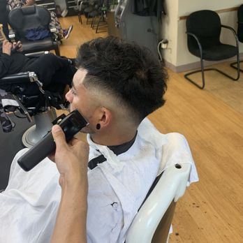 Cj's Barber Shop - Cut by Chaney - Barbers Near Me - Lynnwood, Washington