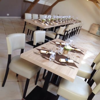 La Ferme des Templiers - Salle du haut agencement sur mesure pour réception. - French Near Me - Dour, WHT