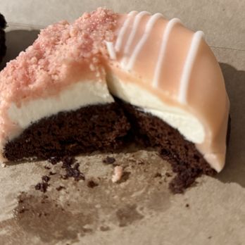 HaleLife Bakery - Neapolitan cookie - Vegan Near Me - Tampa, Florida HaleLife Bakery - Neapolitan cookie - Vegan Near Me - Tampa, Florida