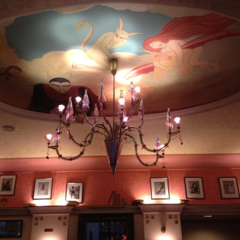 Auerbachs Keller - Mephisto Bar smoking chandelier (not currently smoking) - German Near Me - Leipzig, SN