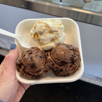 Jeni's Splendid Ice Creams - Three scoops! - Ice Cream & Frozen Yogurt Near Me - Pittsburgh, Pennsylvania