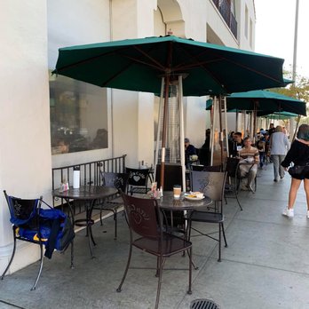 Urth Caffé-Pasadena - Cafes Near Me - Pasadena, California