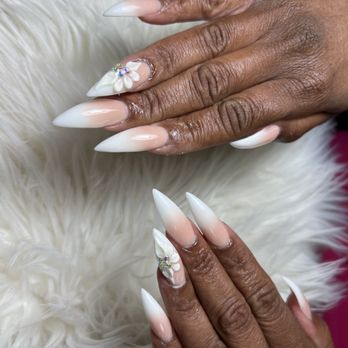 Harbor Nailspa - Nail Salons Near Me - West Sacramento, California
