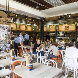 Chargrill Charlie's