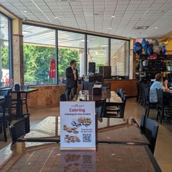 Live music today
